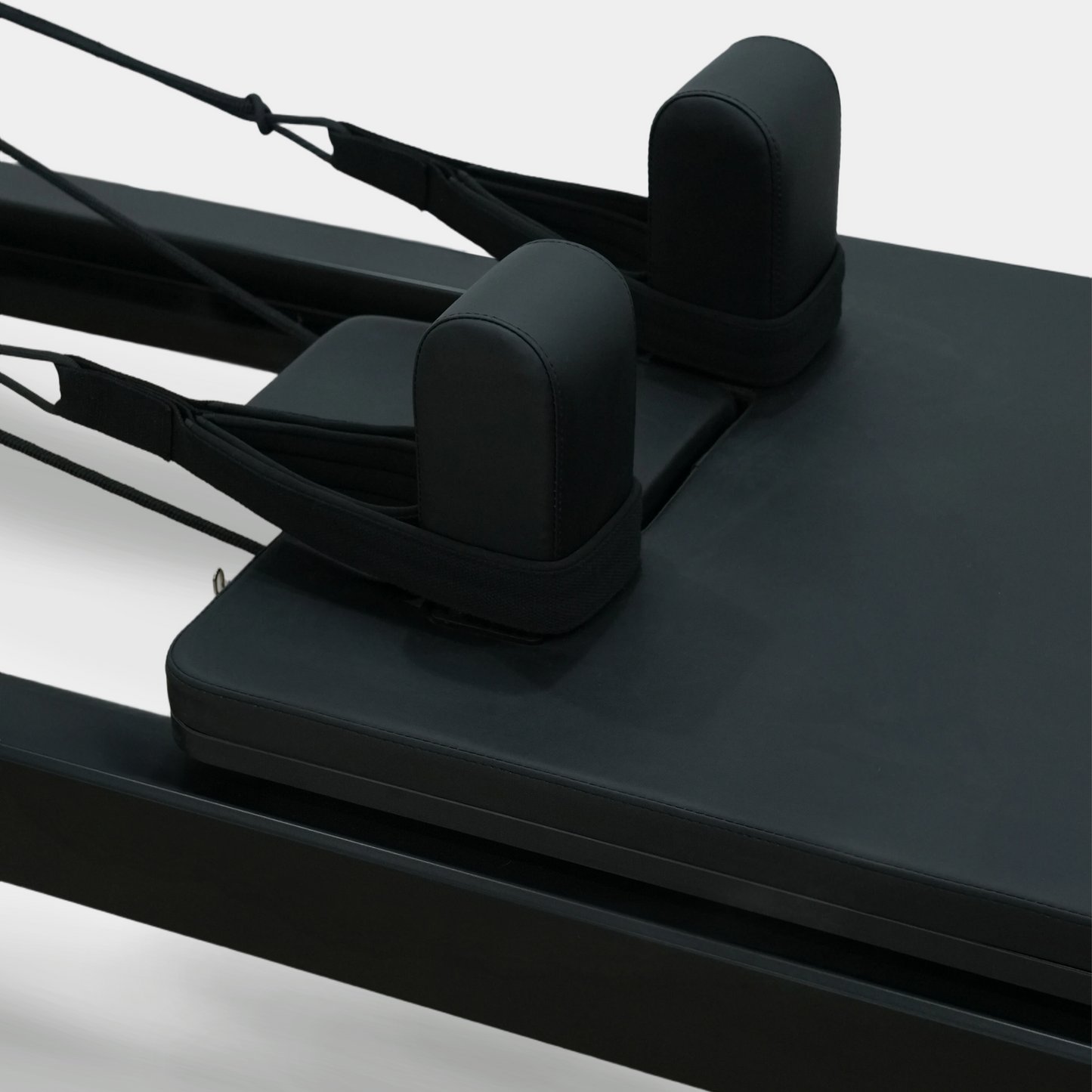 AL4 Aluminum Reformer with Half Tower | Black & White