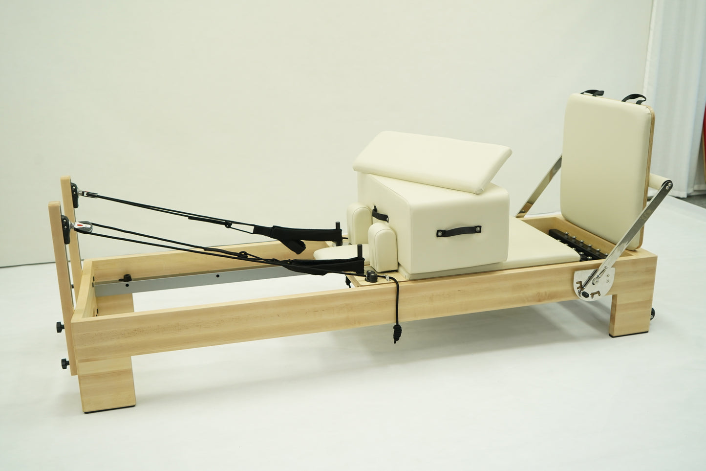 Spliced Maple Wood Pilates Reformer | 3.5cm Frame